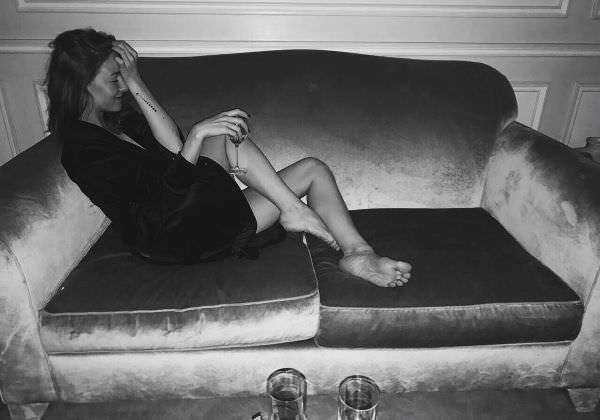  Ирина Старшенбаум фото на диване