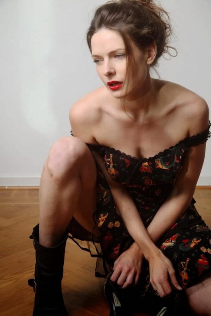 Ребекка Фергюсон фото в платье
