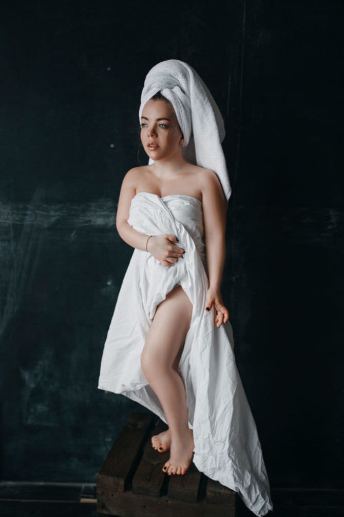 Олимпия Ивлева фотосессия в полотенце
