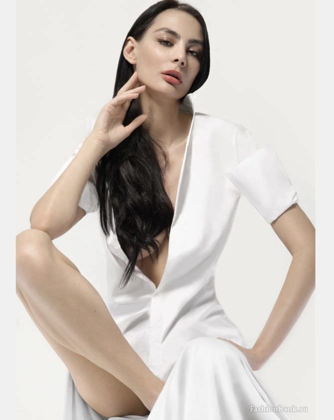 Ника Вайпер фотография в белом платье