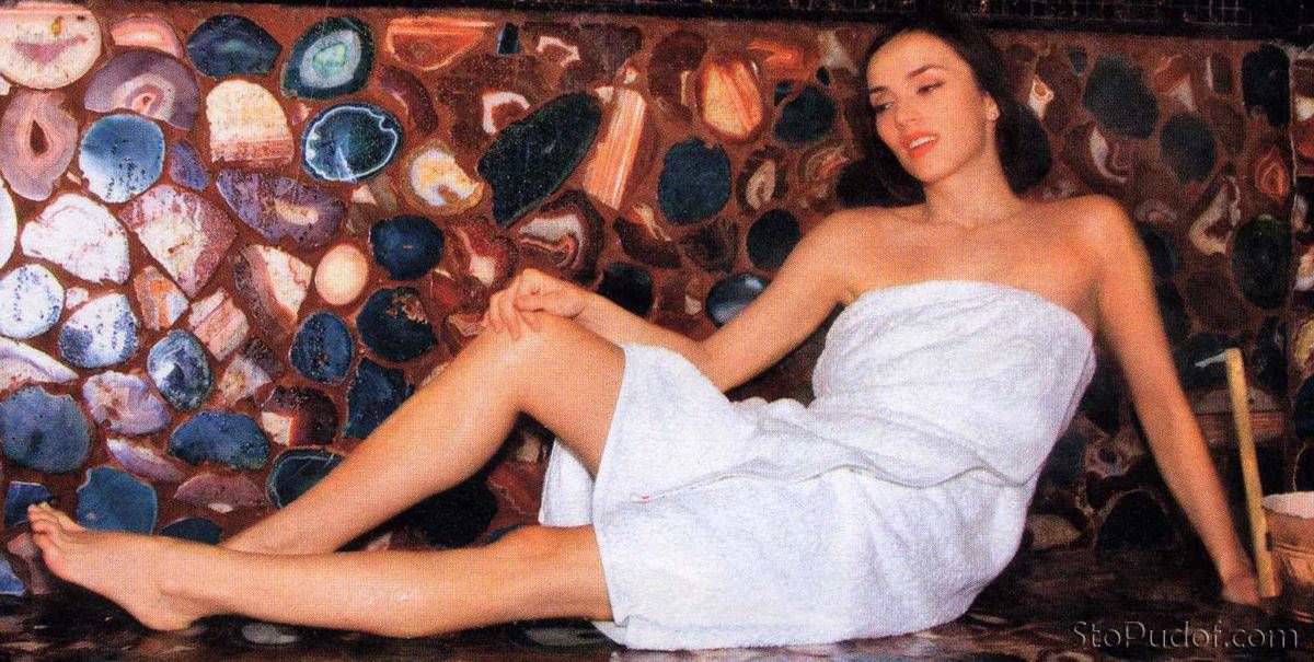 Юлия Зимина фото в бане