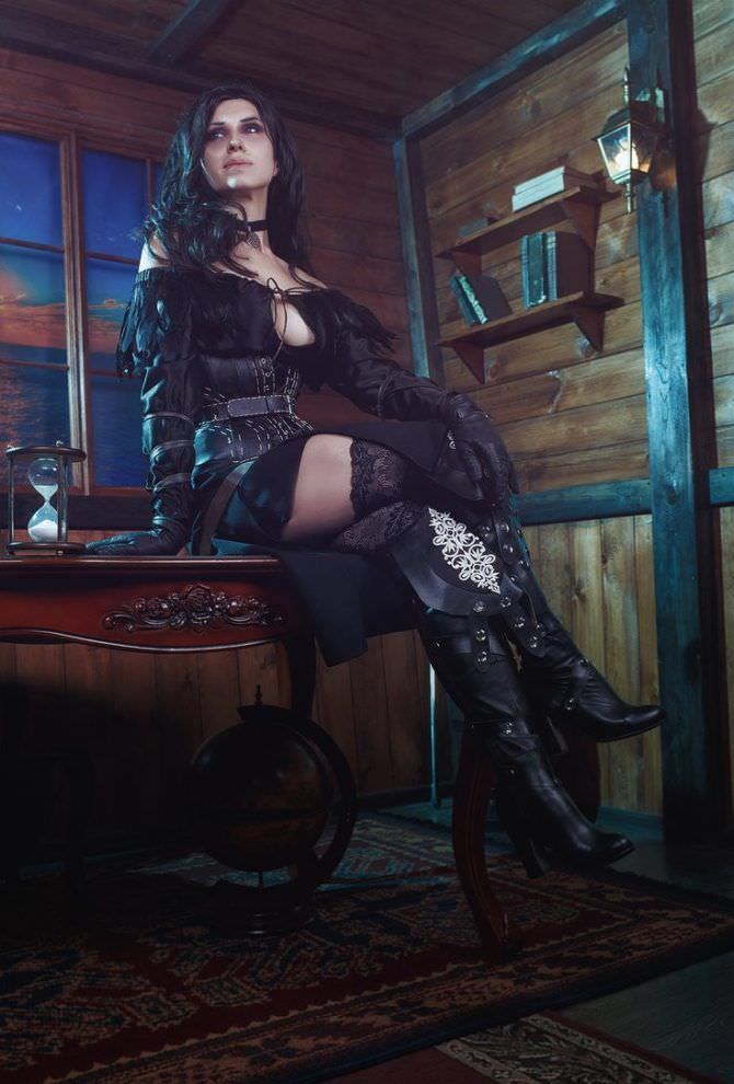 Елена Самко фото в чёрном костюме