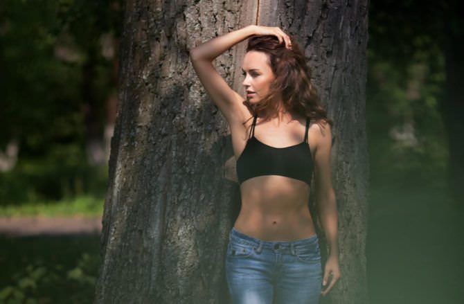 Юлия Подозёрова  фотография с деревом