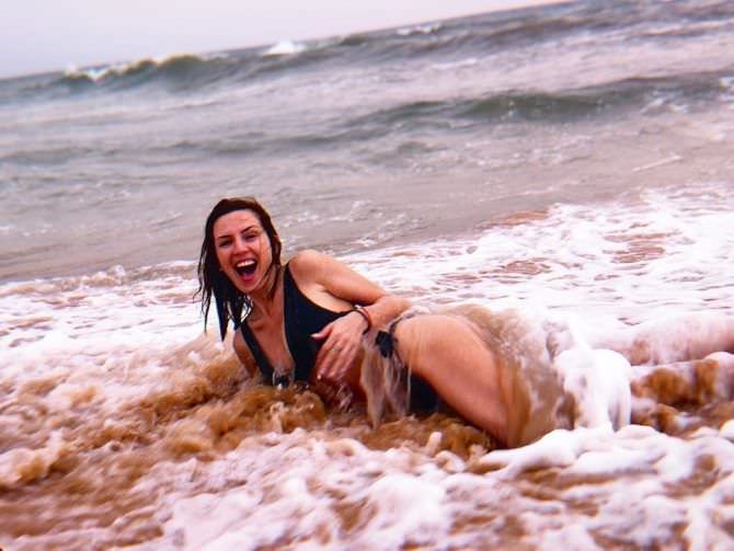 Екатерина Молоховская фотография на пляже в инстаграм