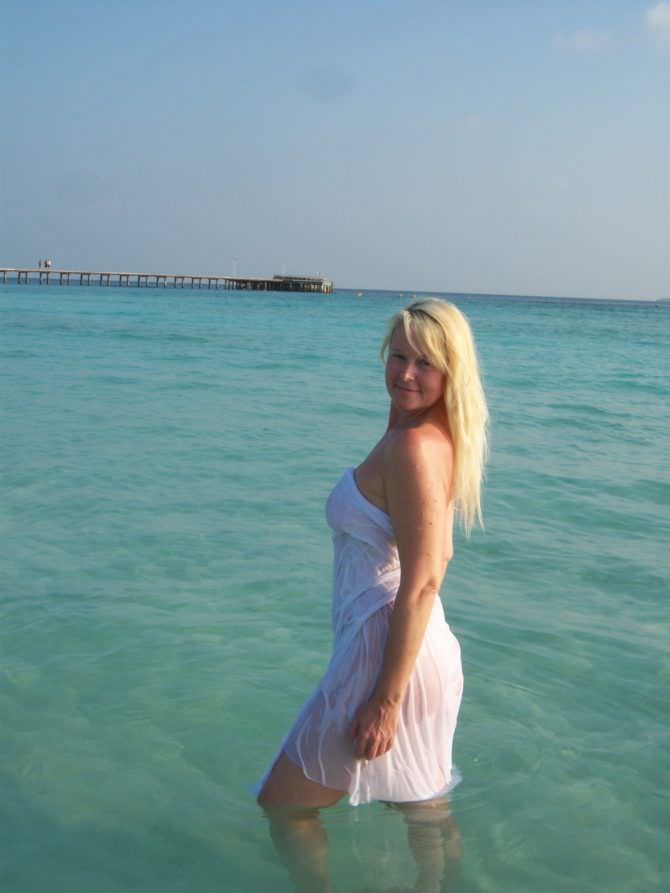 Елена Кондулайнен фотография на пляже